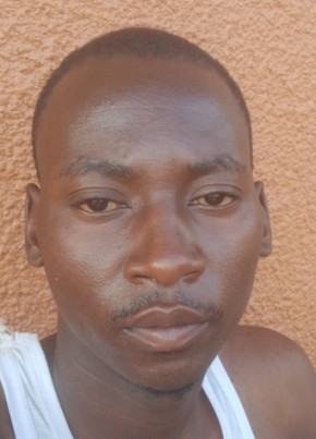 Katube William из Kampala 27 лет