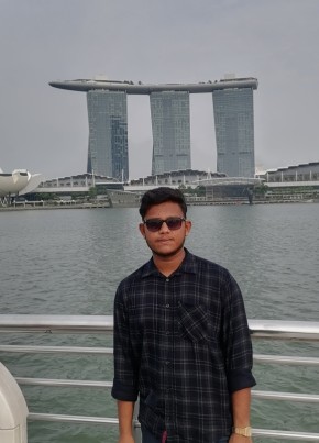 Maruf Hossain, 21, Singapore, Singapore