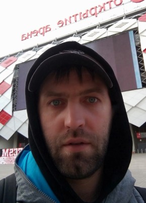 DENIS PETROV, 42, Russia, Yekaterinburg