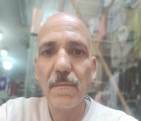 Waleed, 35, Cairo