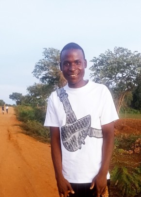 Joseph, 21, Malaŵi, Kasungu