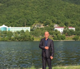 Vladimir, 55, Yelizovo