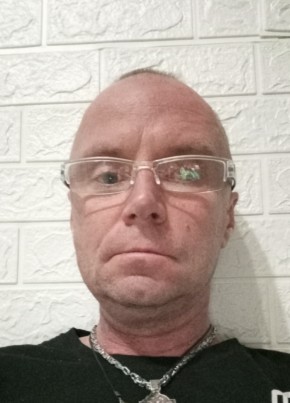 Dmitriy, 45, Russia, Simferopol