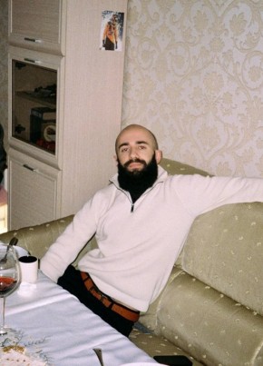 Arsen из Дмитрова 23 года