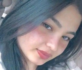 Hoda Om Marem, 27, Cairo