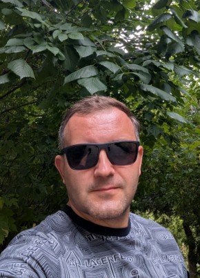 Алексей из Керчи 42 года