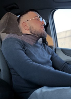 Artur из Երեվան 26 лет