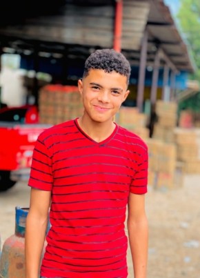 محمد حريقه из المنصورة 19 лет