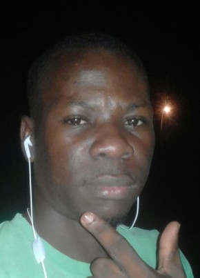 Holden Oboungou , 26, République Gabonaise, Libreville