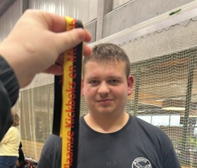 Саша, 21, Waarschoot