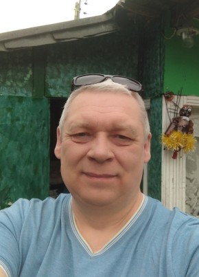 Юрий, 59, Россия, Среднеуральск