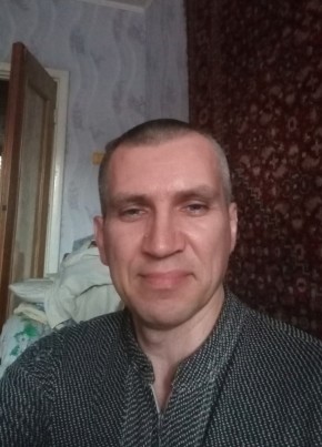Виктор из Таганрога 47 лет