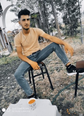 Ferhatcan, 21, Türkiye Cumhuriyeti, Karaçoban