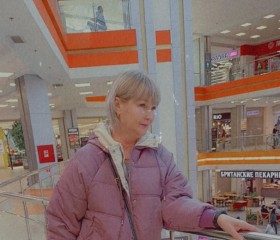 Irina, 60, Saint Petersburg