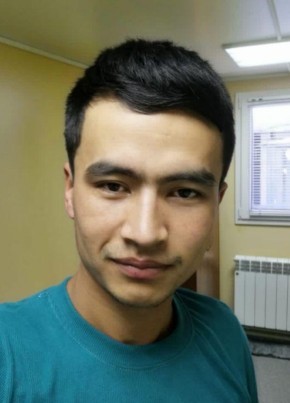 Izzatbek из Urgut 18 лет
