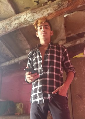 Fardin Qureshi, 20, India, Gwalior
