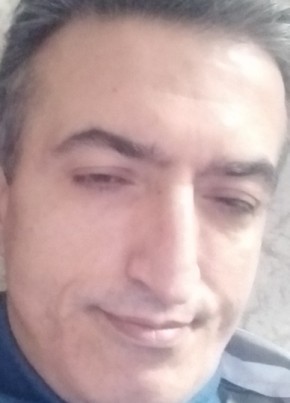 Aziz Deniz, 43, Türkiye Cumhuriyeti, İstanbul