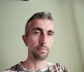 Maurizio, 45, Castelvetrano