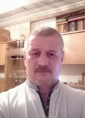 Олег, 62, Россия, Санкт-Петербург
