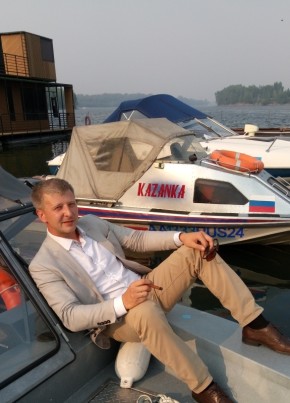 Илья, 41, Россия, Красноярск