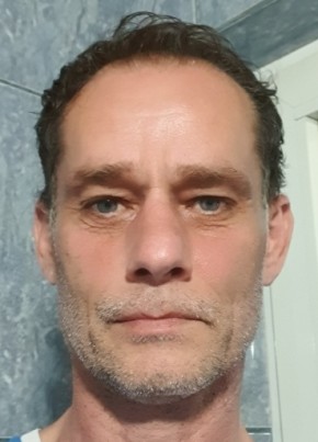 Catalin, 49, Romania, Constanța