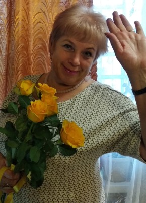 Лариса, 63, Россия, Москва