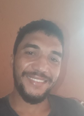 César, 27, República Federativa do Brasil, Colinas