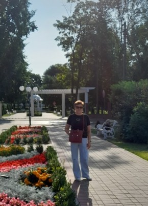 Лариса, 61, Россия, Арсеньев