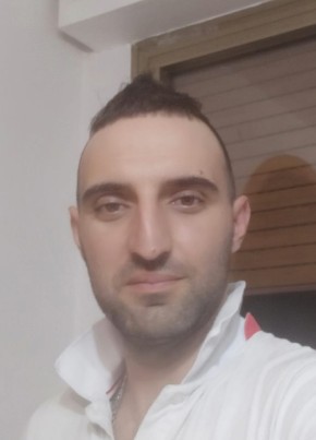 Cristian, 33, Repubblica Italiana, Pescia