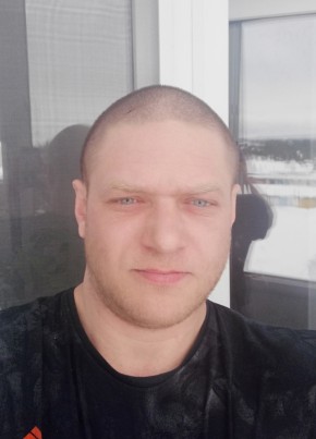 Иван, 44, Россия, Печора