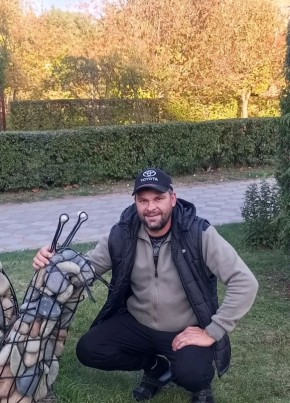 Павел из Омска 37 лет
