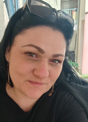 Alice из Möckmühl 41 год