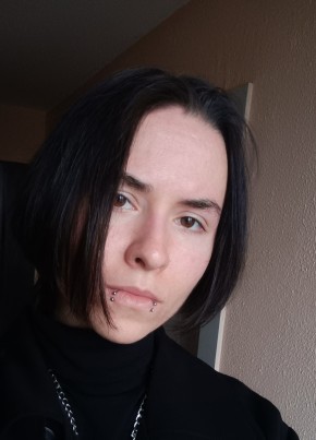 Slava Golts из Београда 23 года