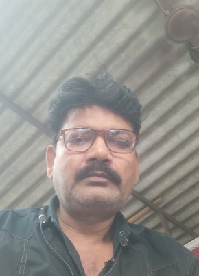 Khan, 45, India, Mumbai