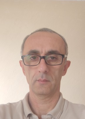 Aslan, 54, Abkhazia, Sokhumi