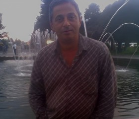 dato, 58, Batumi