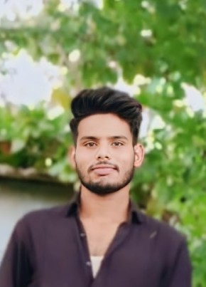 Zeeshan Ali, 21, India, Pune