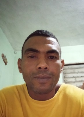 Osmany Mora lupe, 38, República de Cuba, Manzanillo