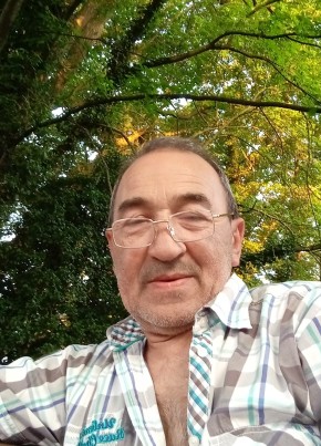 SARGIS, 55, Հայաստանի Հանրապետութիւն, Երեվան