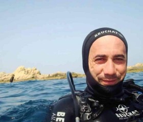 Alma, 46, Rouiba