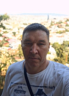 Иван из Краснодара 48 лет
