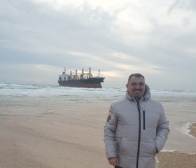 Игорь, 46 лет, Магадан