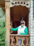 Zhemchuzhina, 65, Moscow