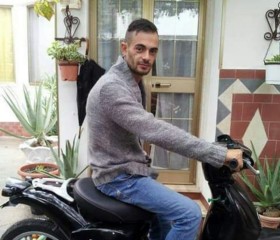 Stefano, 22 года, Dolianova