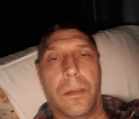 Tkachuk, 45, Amsterdam