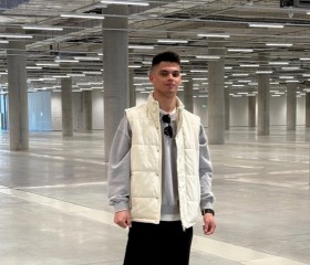 Vova, 27, Petrodvorets