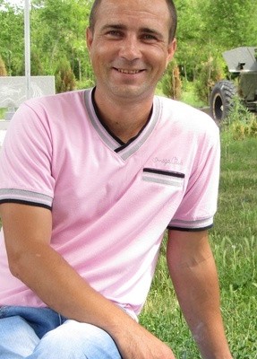Viktor, 41, Russia, Zelenokumsk