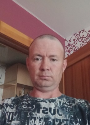 Денис из Ижевска 38 лет