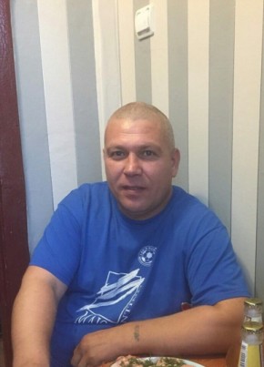 Александр, 52, Россия, Губаха