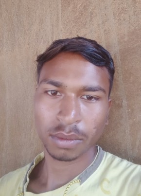 Manas, 18, India, Sonepur